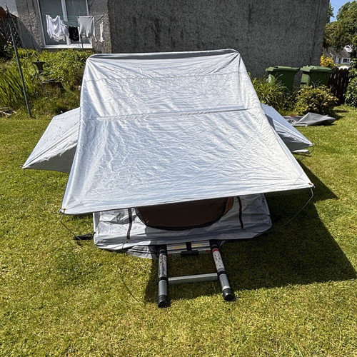 Grey roof top tent for - tent, with